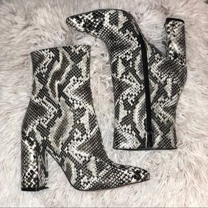 Snake print Ankle boots